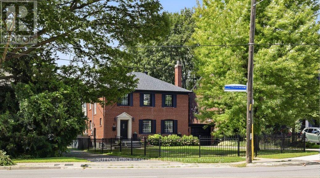 10 Queens Avenue Property Photo 1
