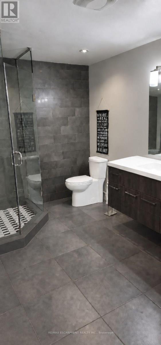 2234 Lyndhurst Drive Property Photo 40
