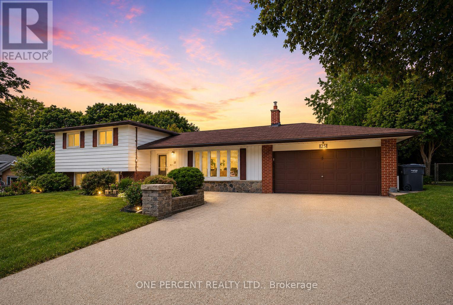 25 Hilltop Drive Property Photo 1