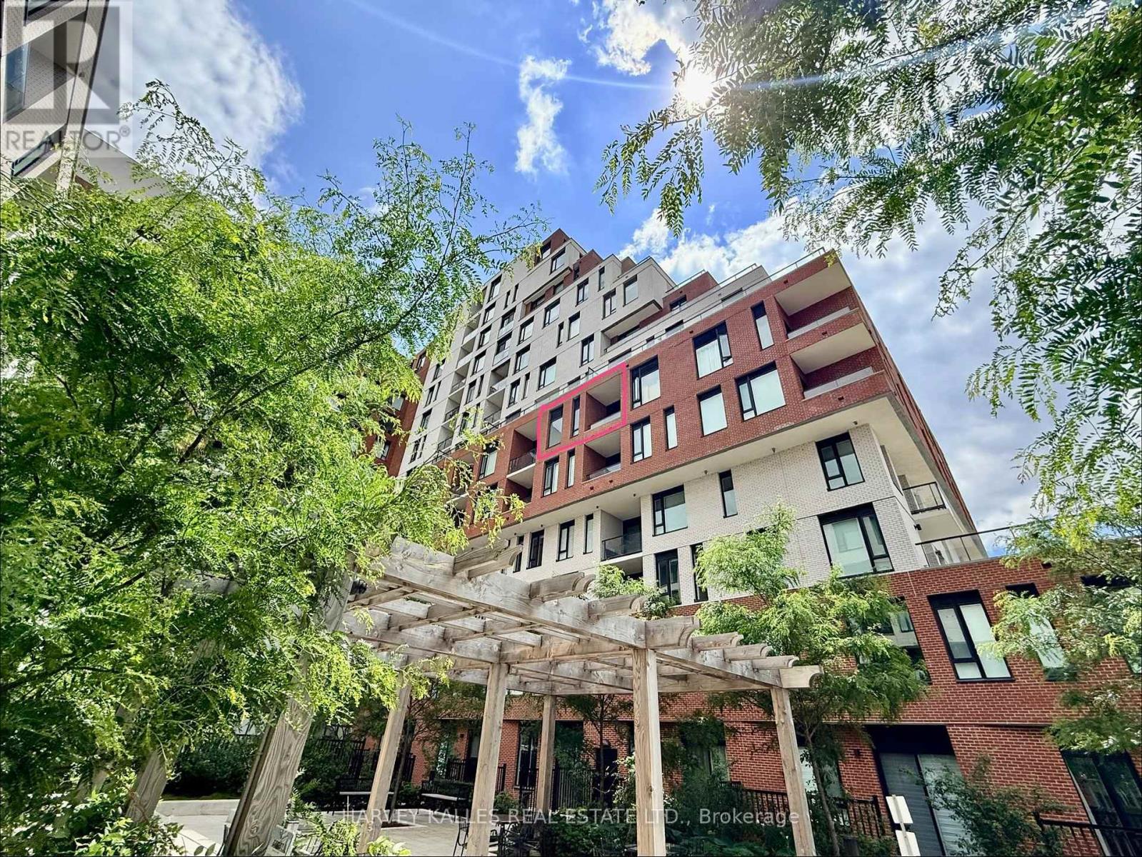 635 - 3100 Keele Street Property Photo 1