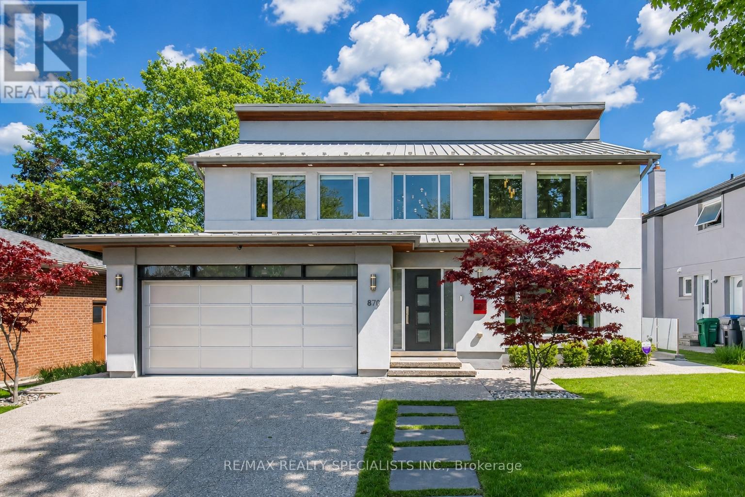 870 HOLLOWTREE CRESCENT