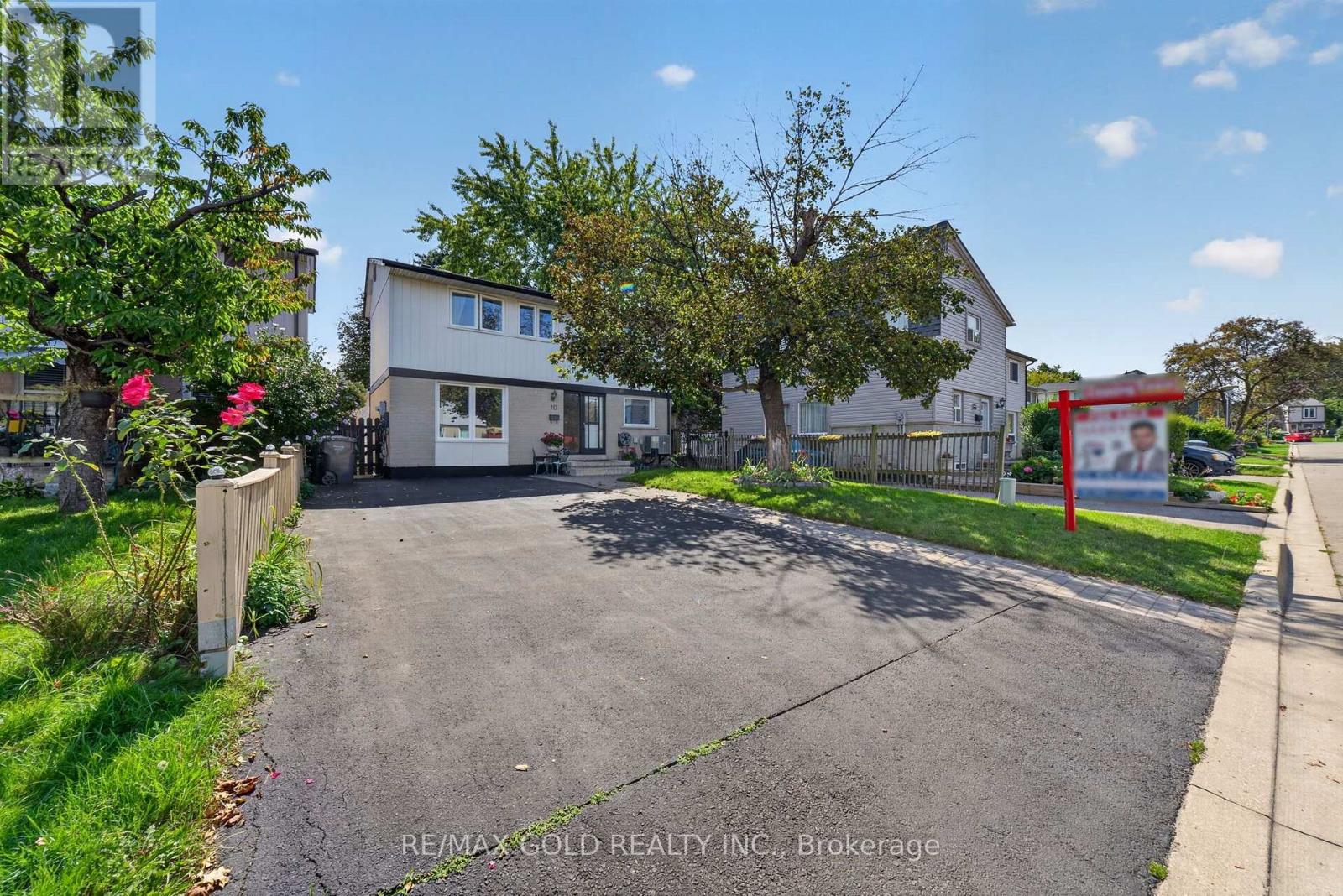 10 Jeffrey Street Property Photo 3