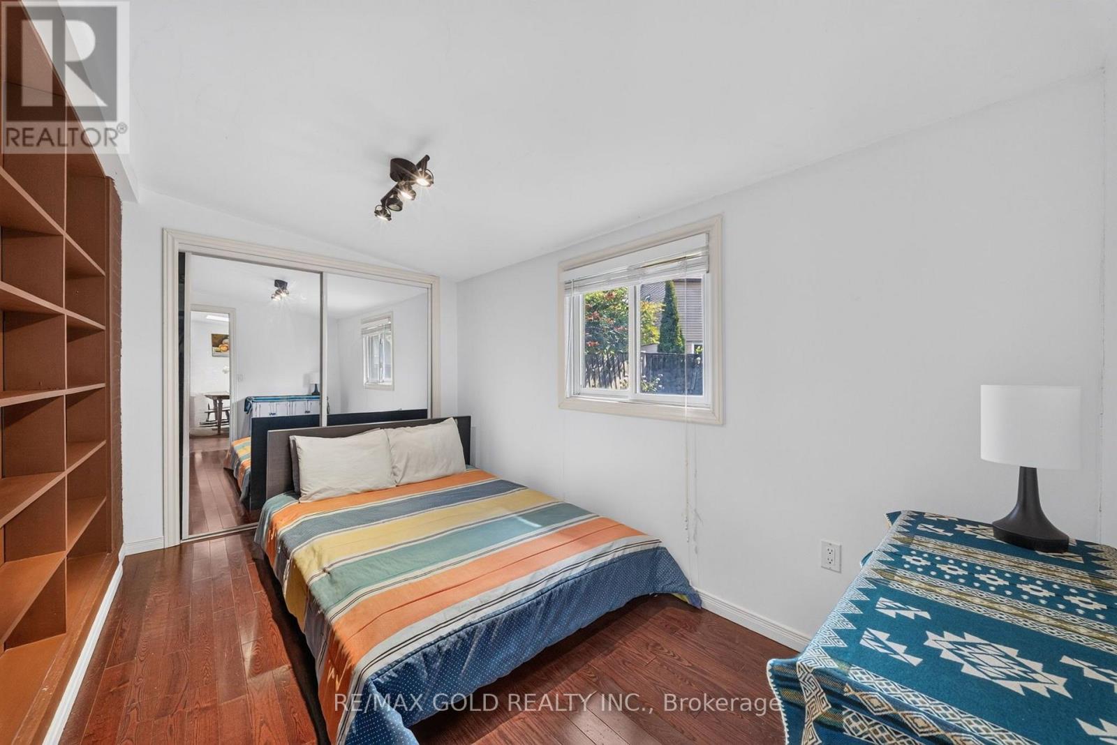 10 Jeffrey Street Property Photo 24