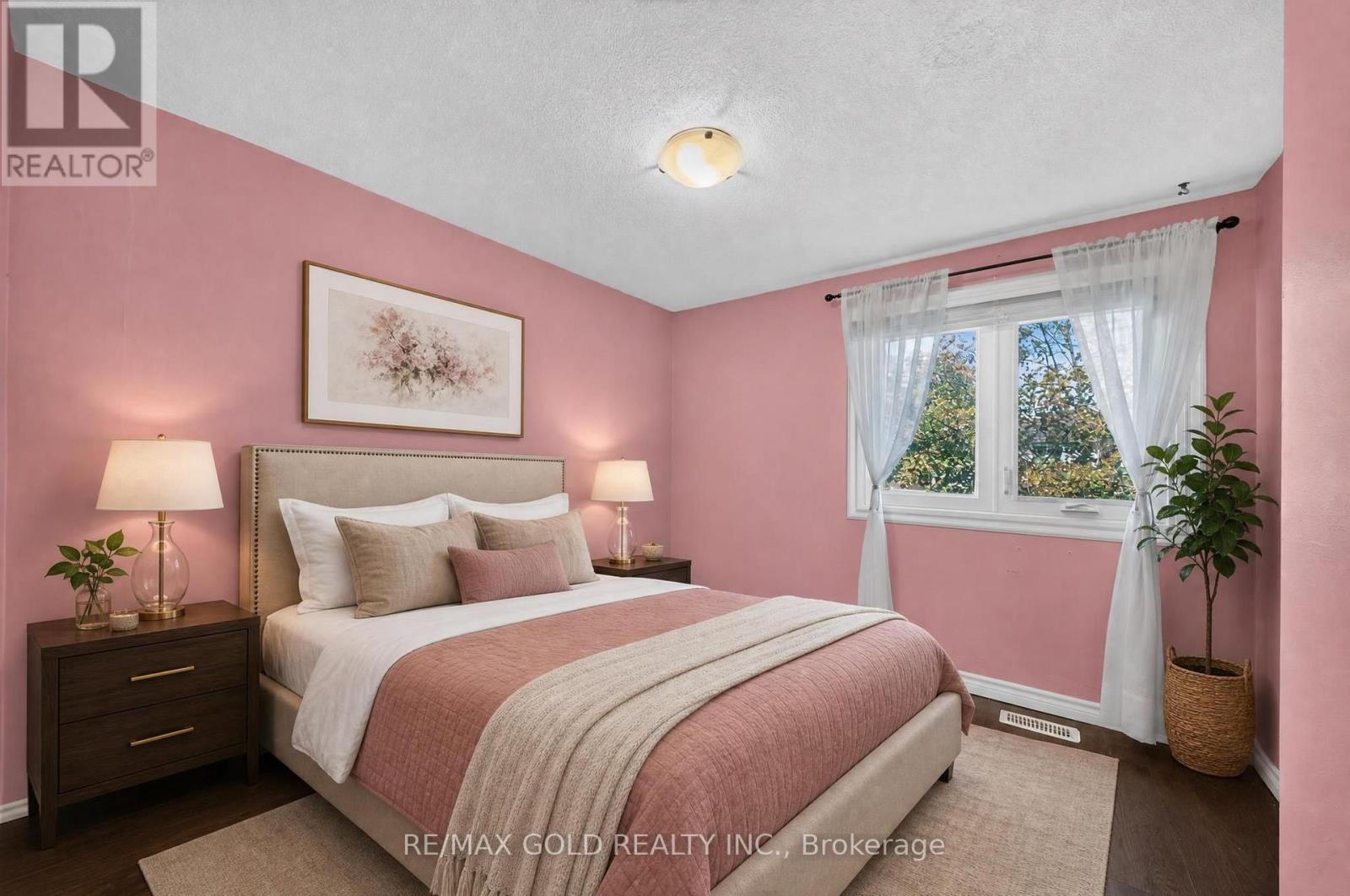 10 Jeffrey Street Property Photo 27