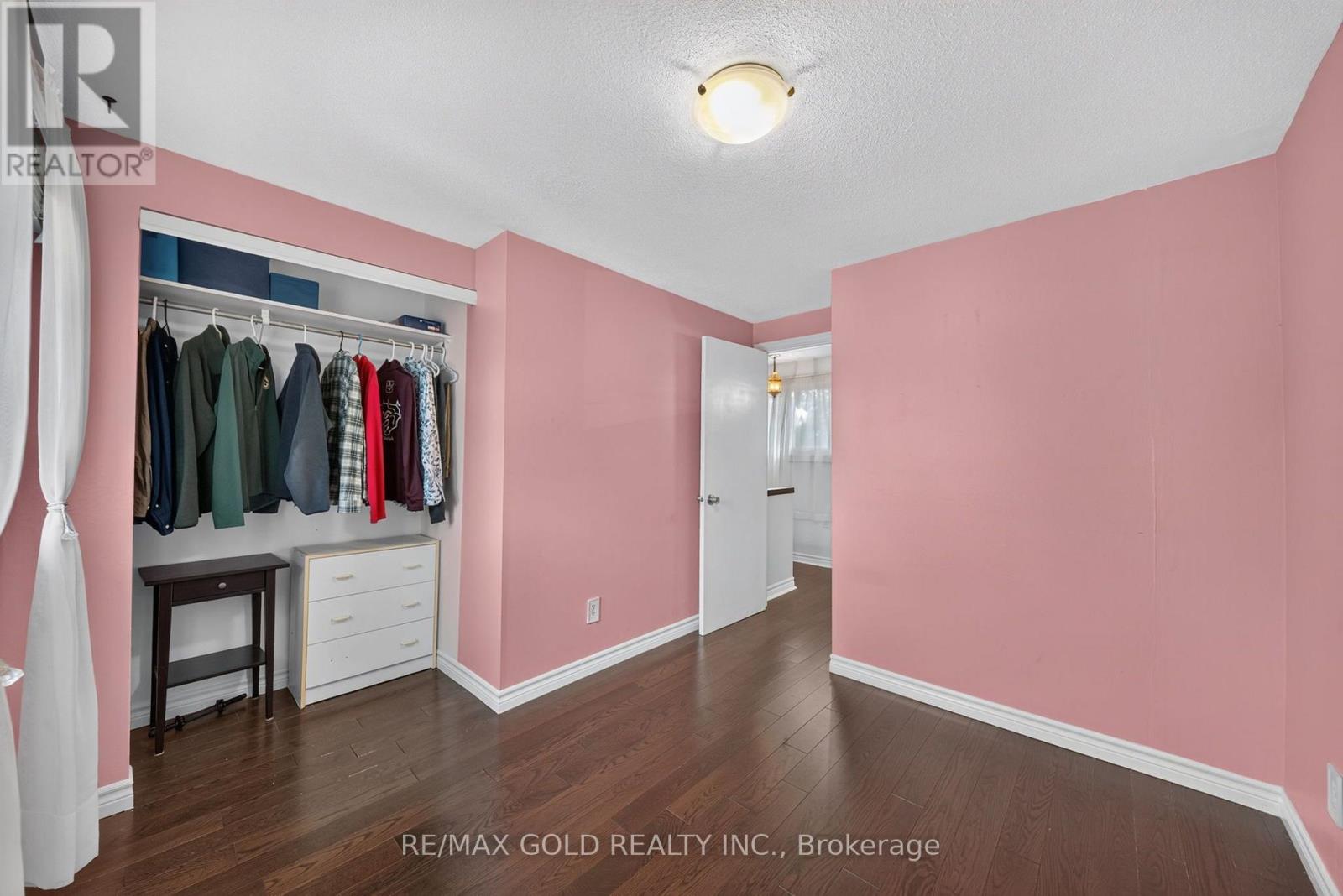 10 Jeffrey Street Property Photo 28