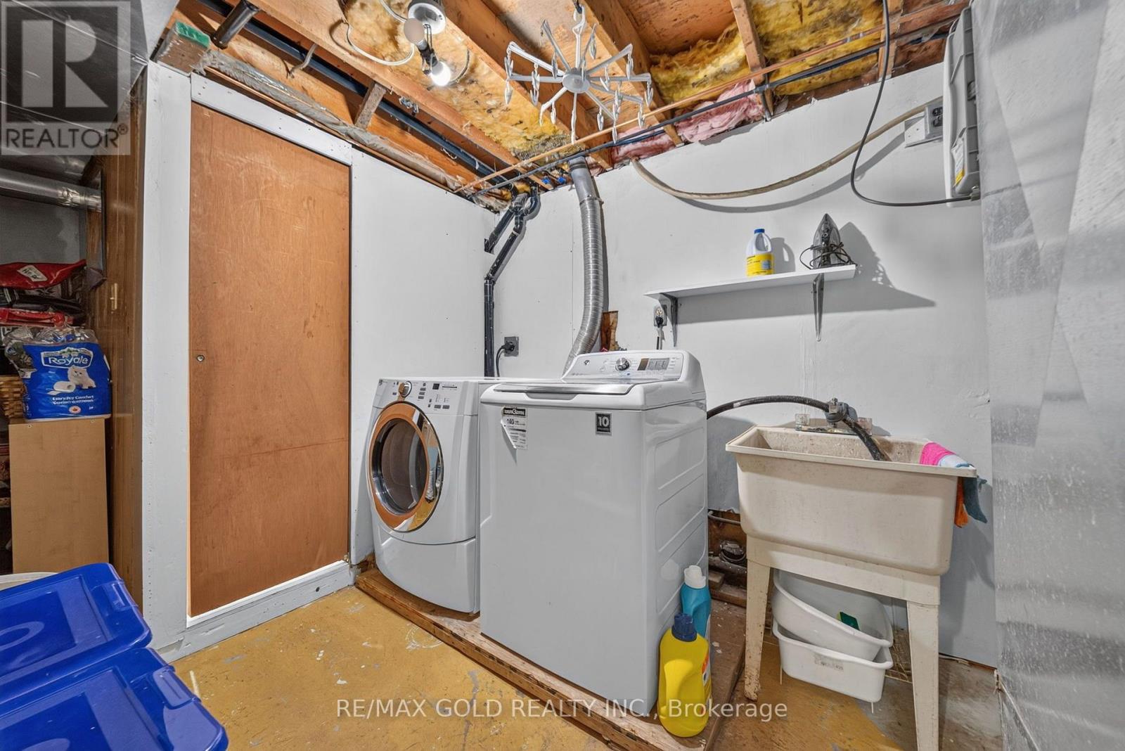 10 Jeffrey Street Property Photo 39