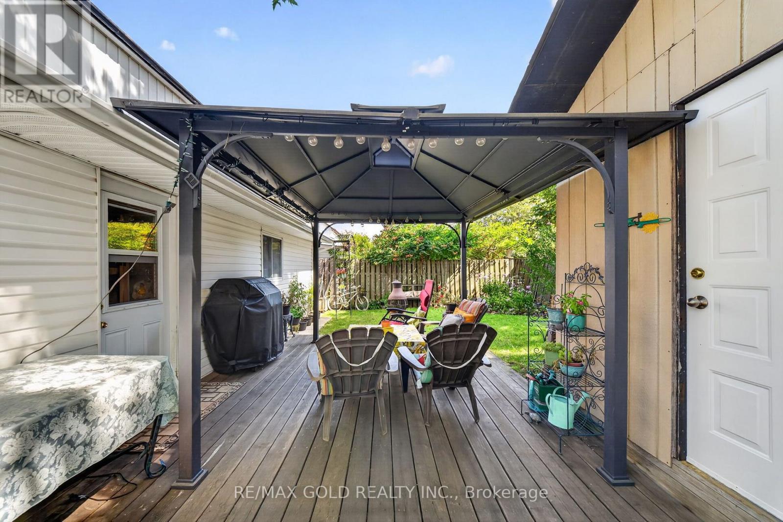 10 Jeffrey Street Property Photo 42