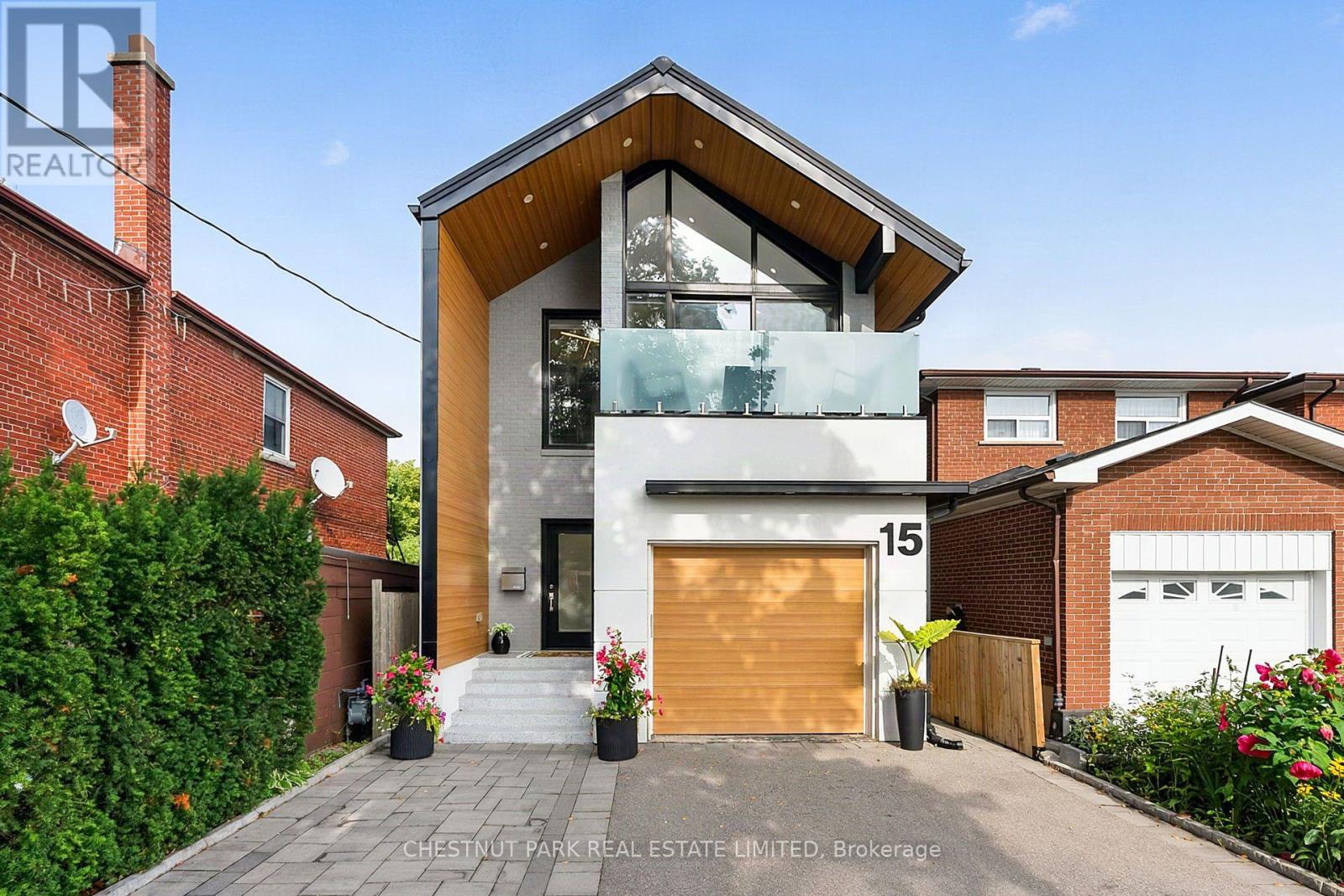 15 Nineteenth Street Property Photo 1