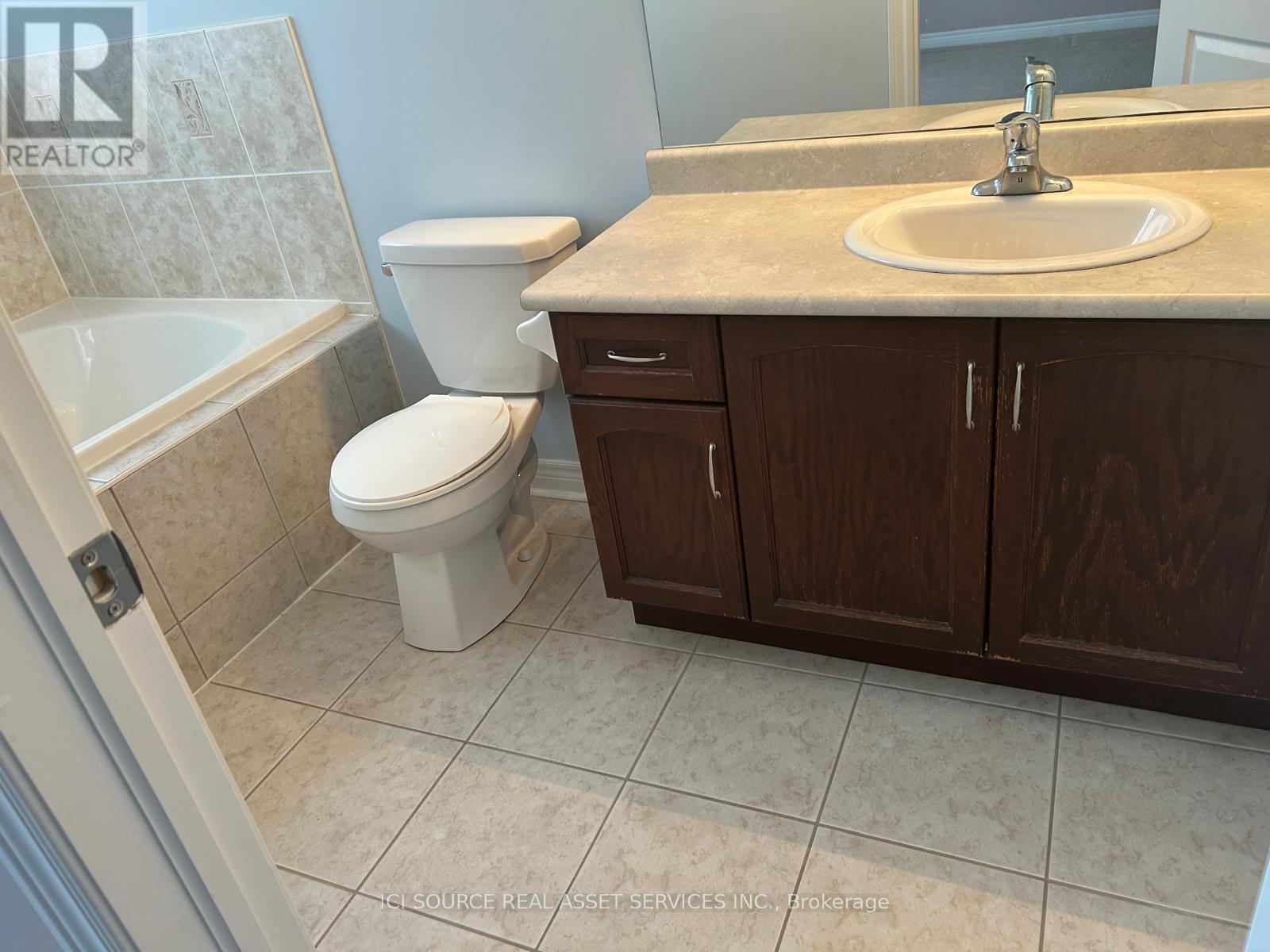 Upper - 11 Pomell Trail Property Photo 33