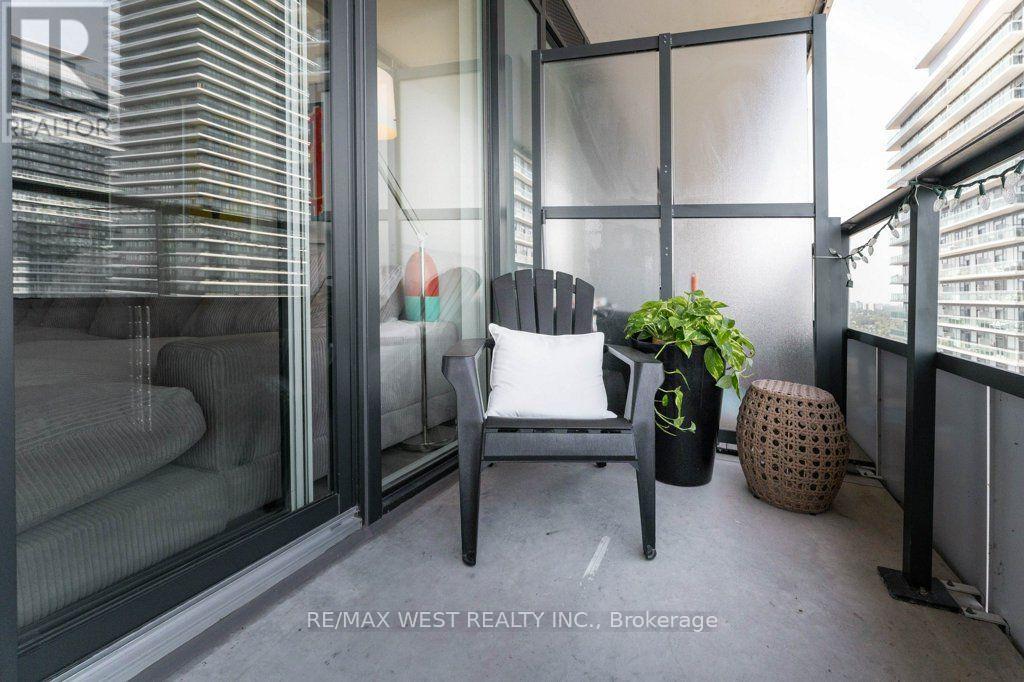 3206 - 20 Shore Breeze Drive Property Photo 15