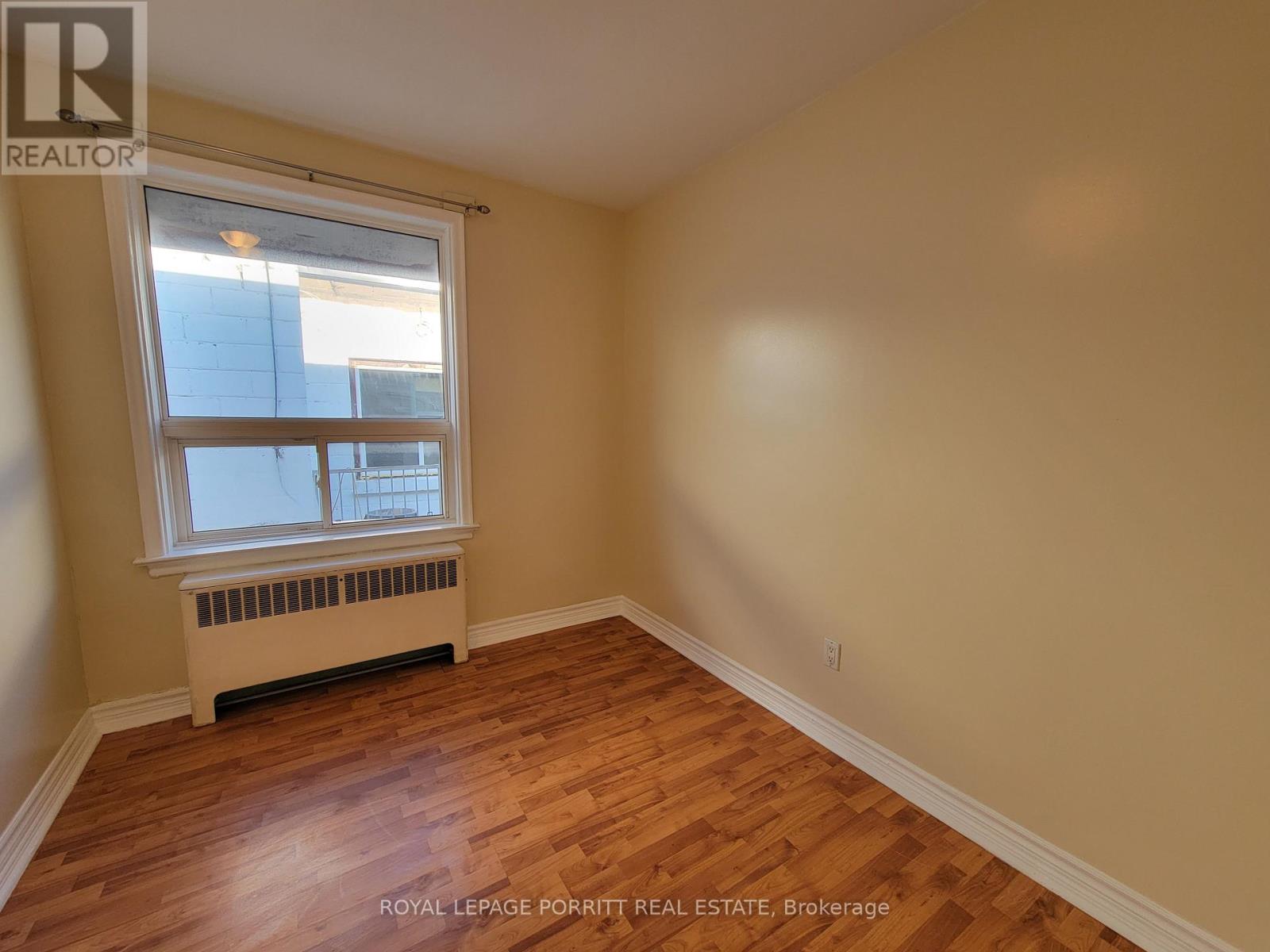 A - 3295 Lake Shore Boulevard W Property Photo 7