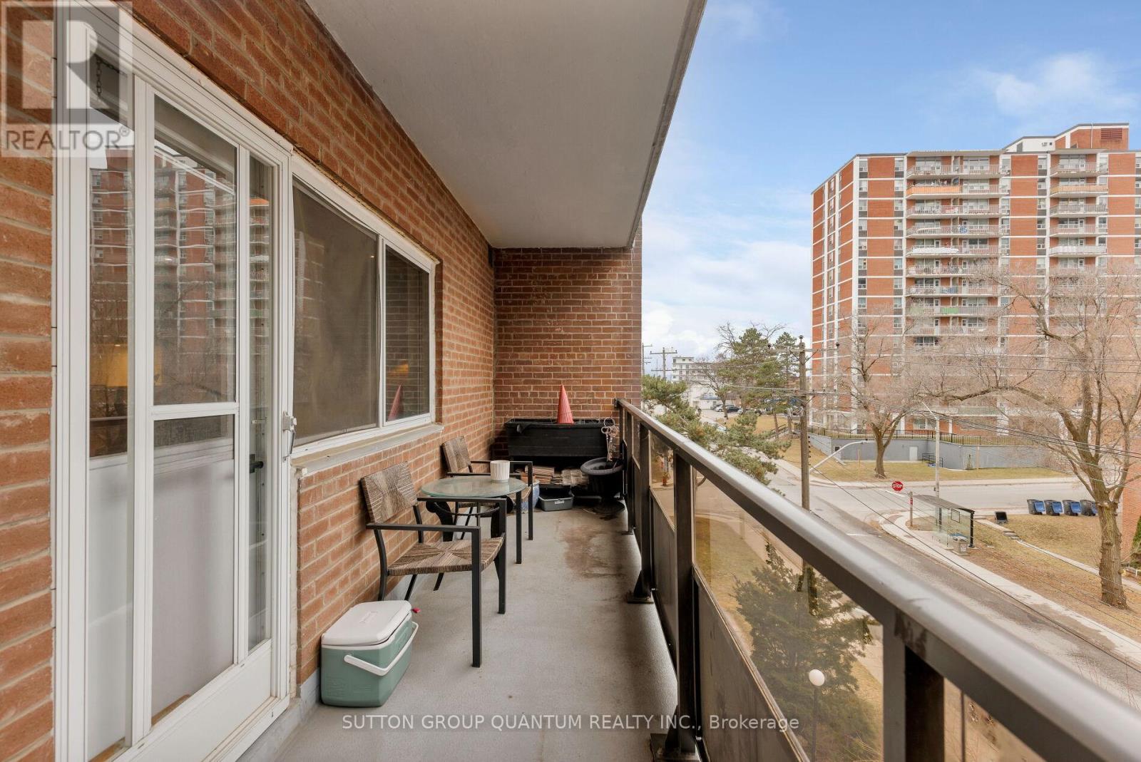 401 - 15 Elizabeth Street N Property Photo 15