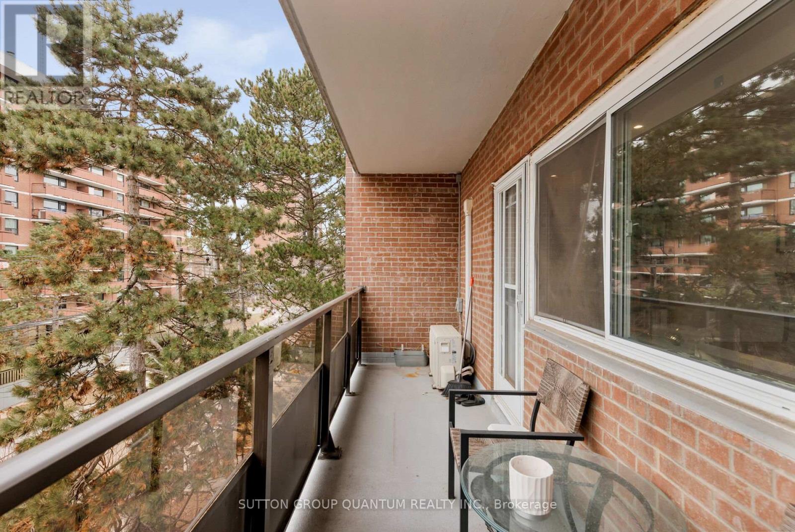 401 - 15 Elizabeth Street N Property Photo 16