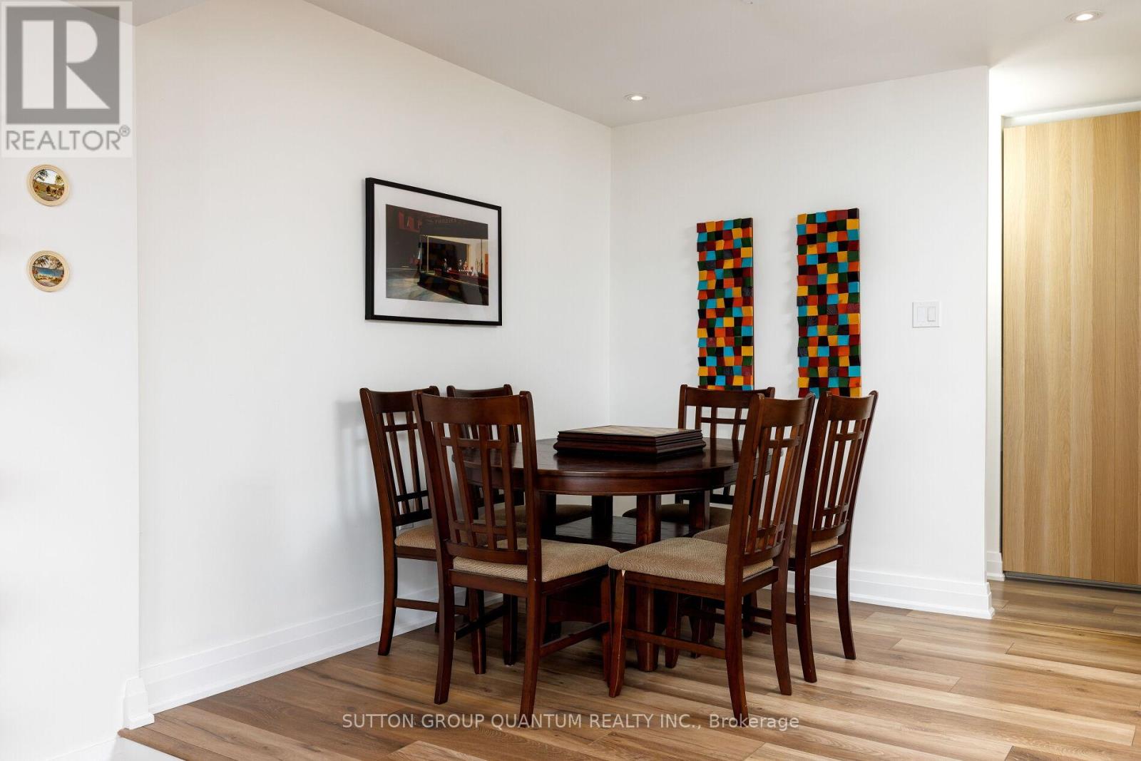 401 - 15 Elizabeth Street N Property Photo 20