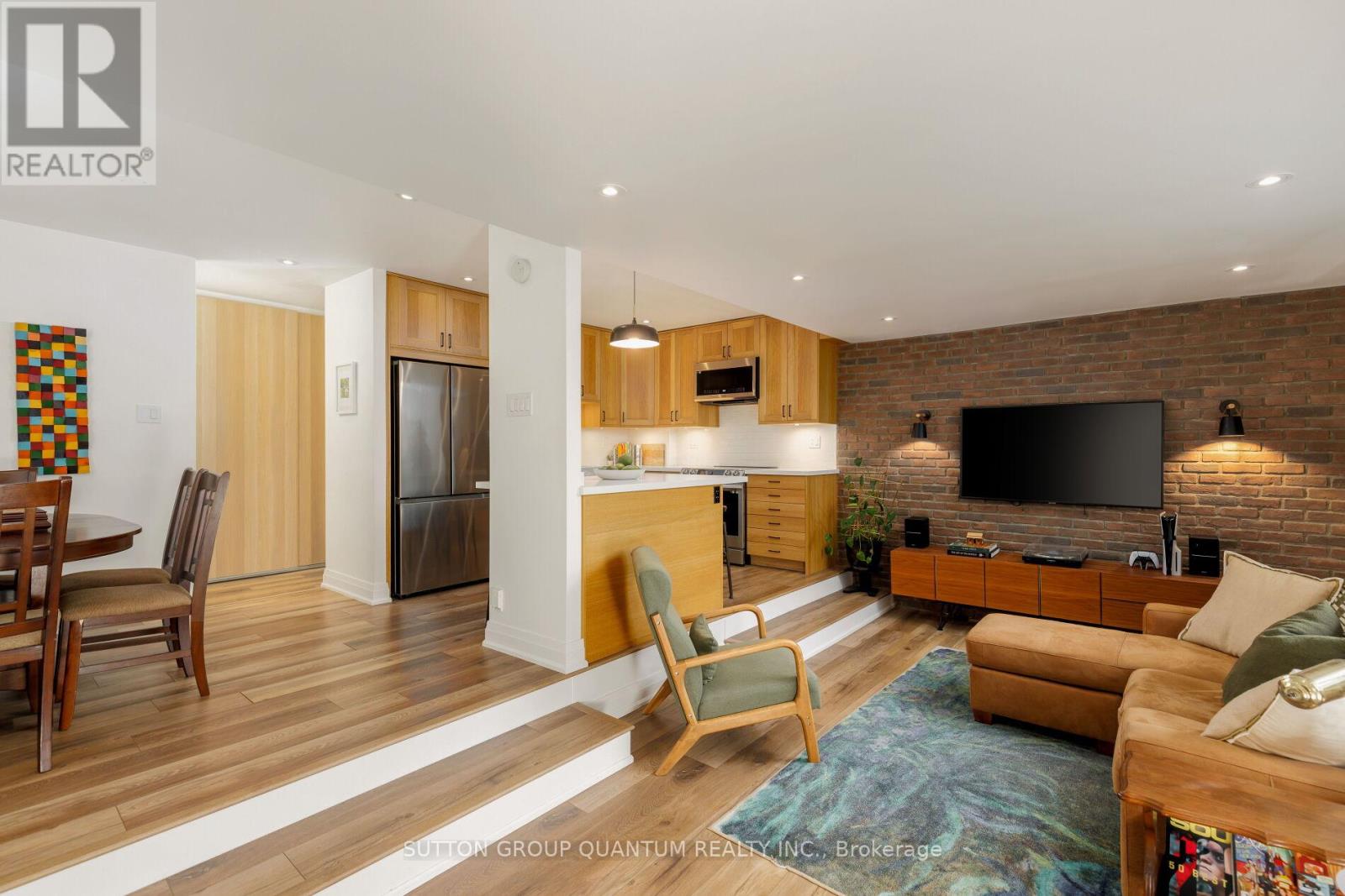401 - 15 Elizabeth Street N Property Photo 26