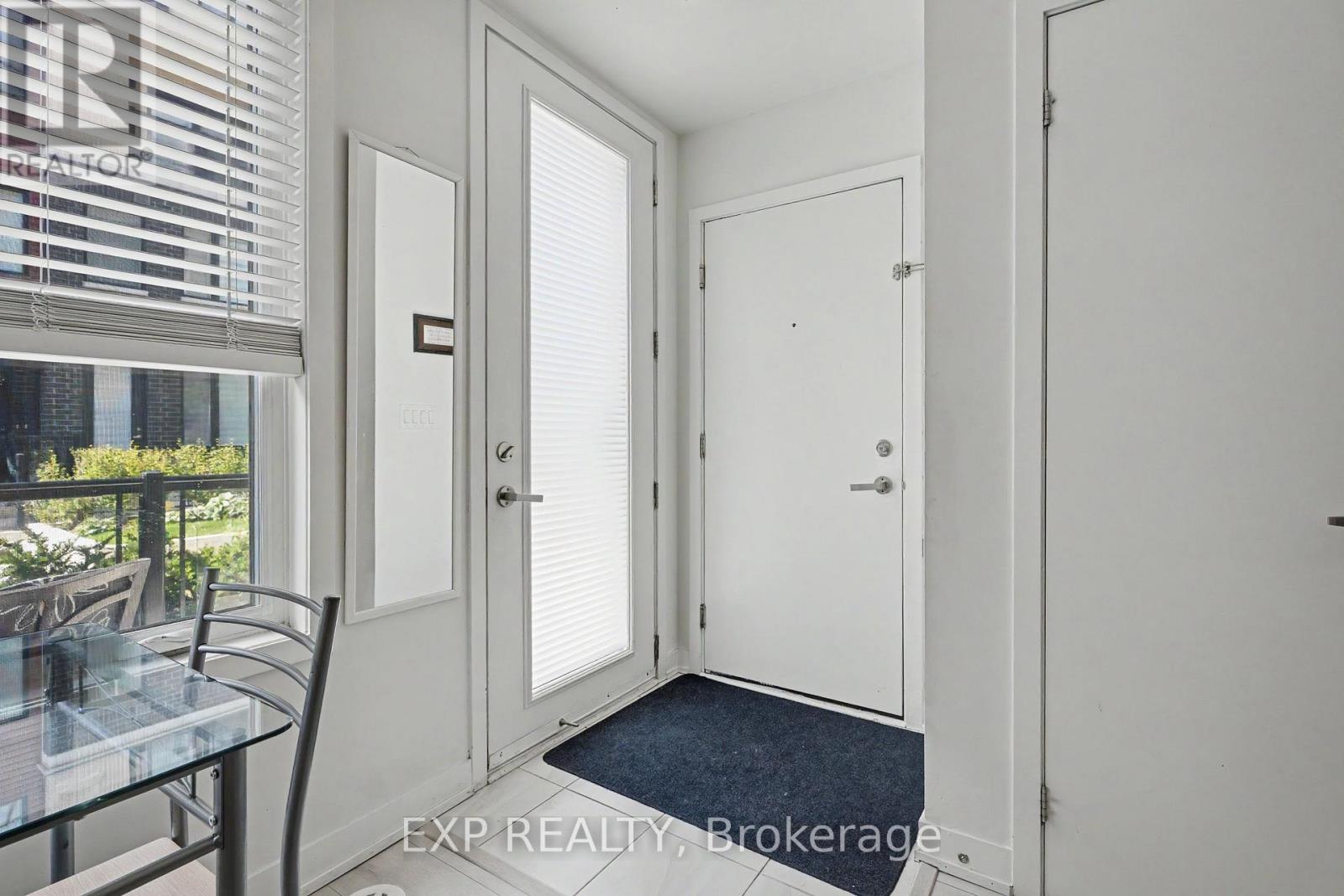 3 - 3425 Ridgeway Drive Property Photo 3