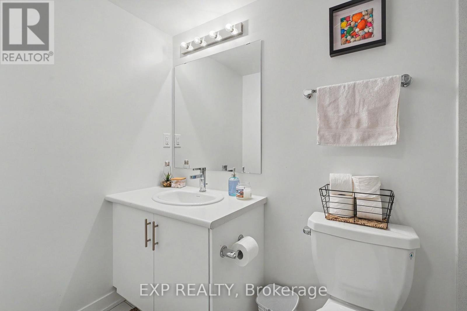 3 - 3425 Ridgeway Drive Property Photo 19