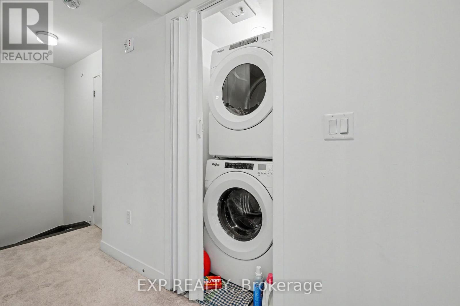 3 - 3425 Ridgeway Drive Property Photo 21