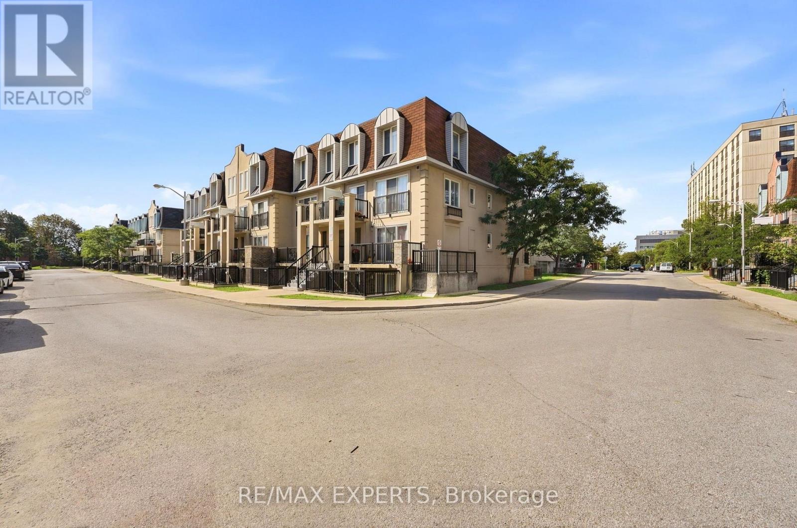 2025 - 85 George Appleton Way Property Photo 2