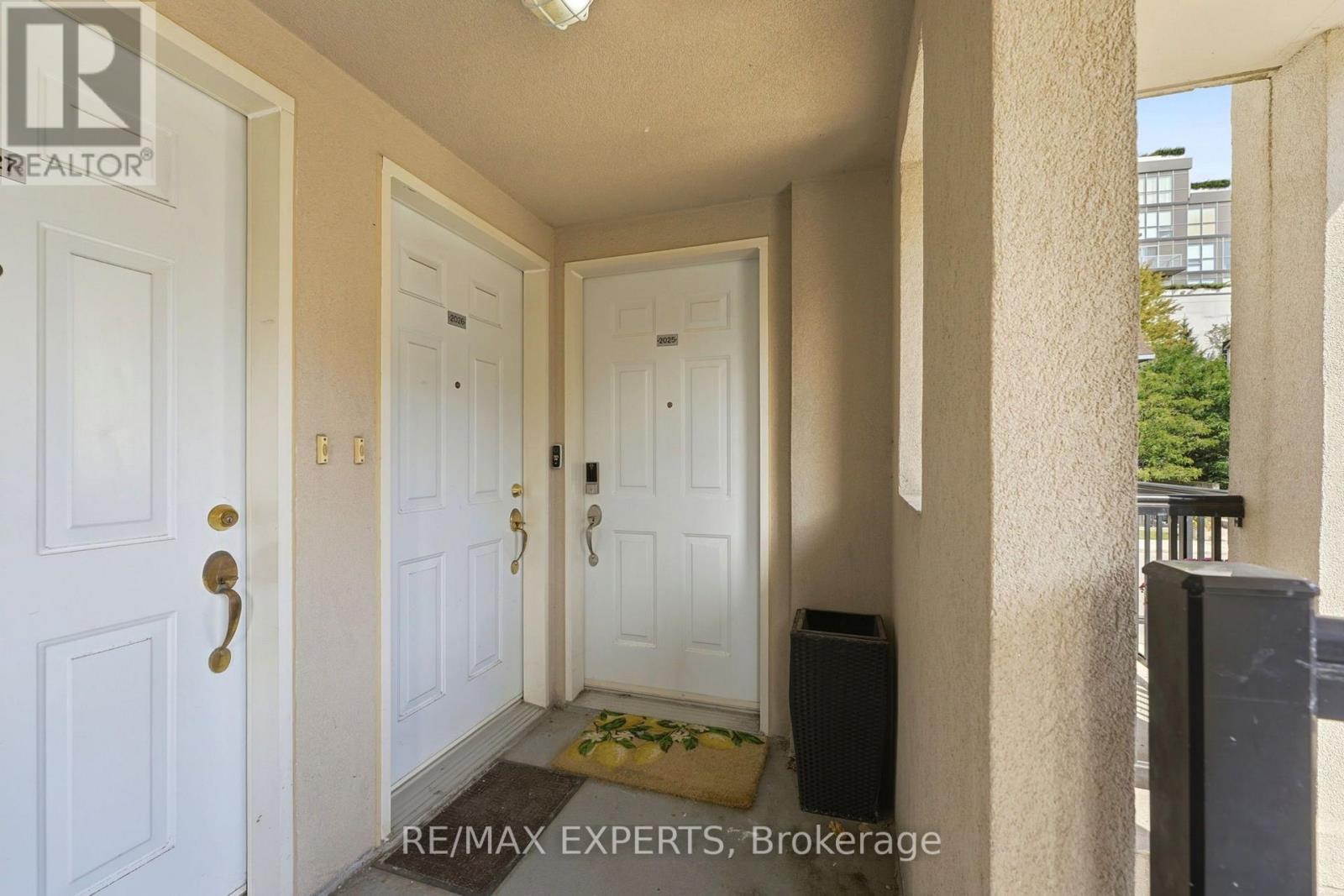 2025 - 85 George Appleton Way Property Photo 4