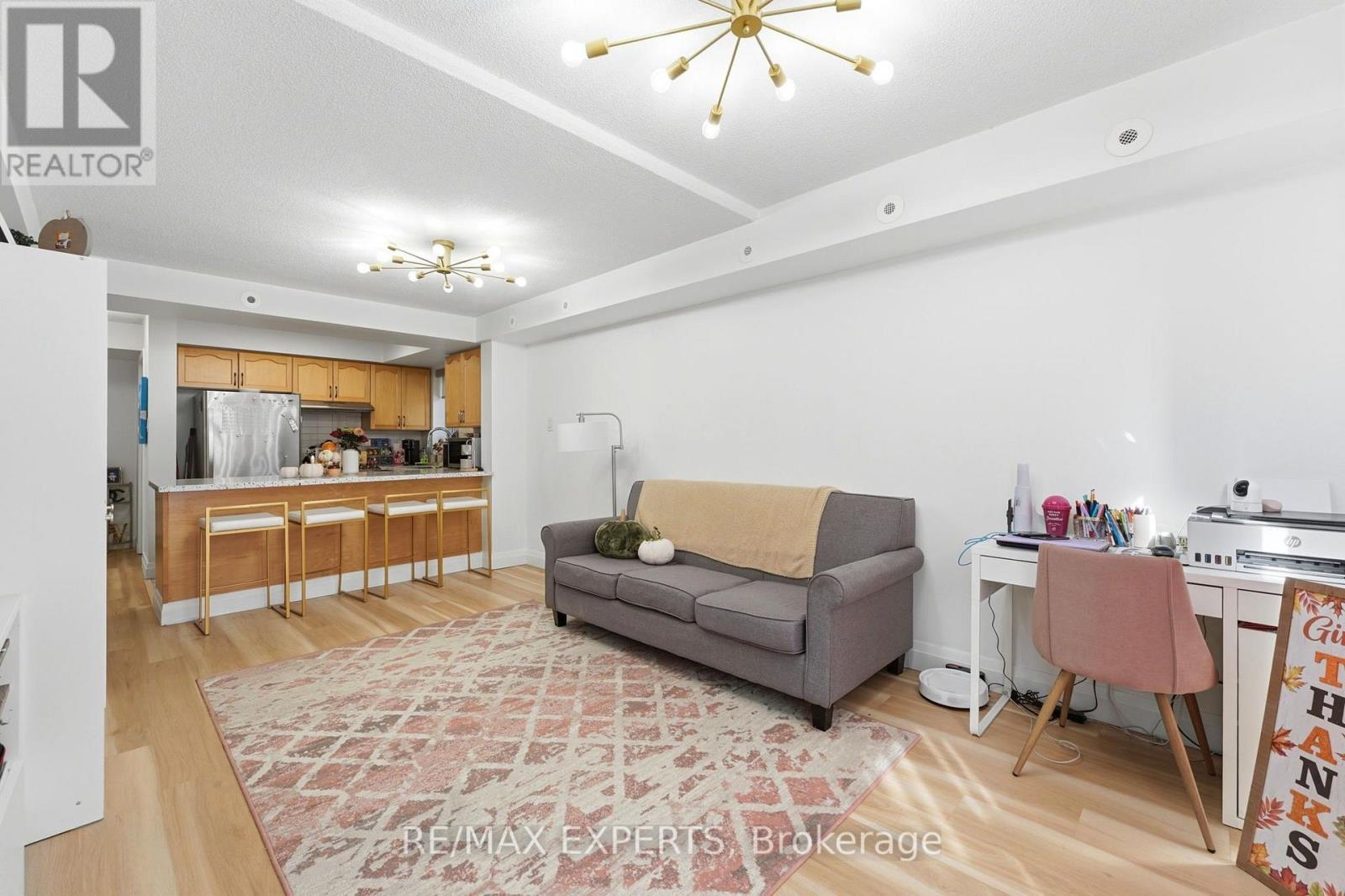 2025 - 85 George Appleton Way Property Photo 6
