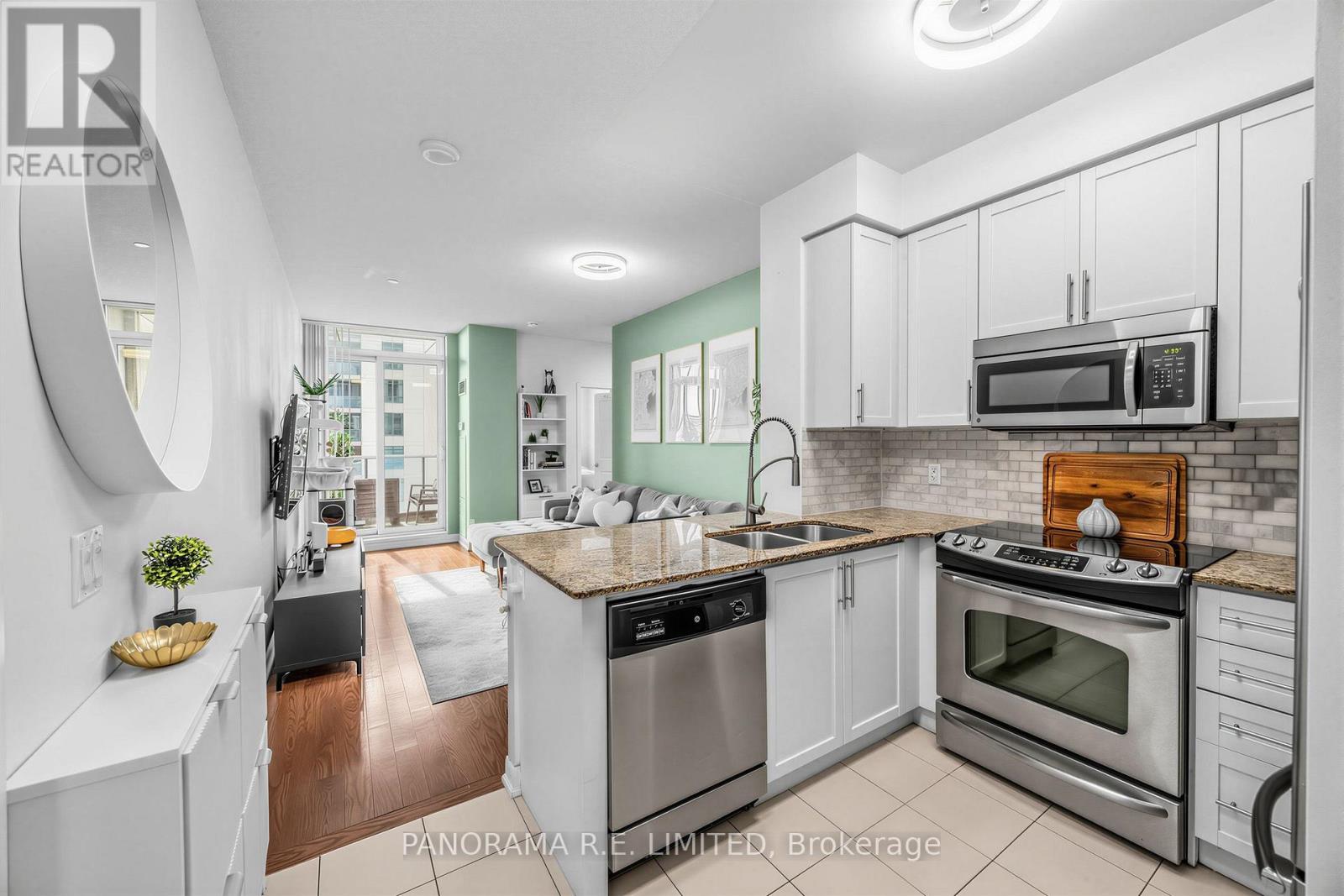 2806 - 215 Sherway Gardens Road Property Photo 11