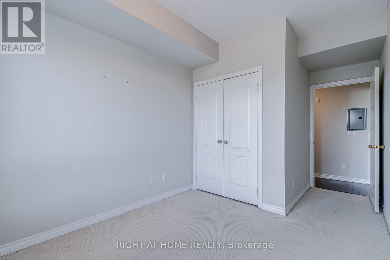 410 - 483 Faith Drive Property Photo 19