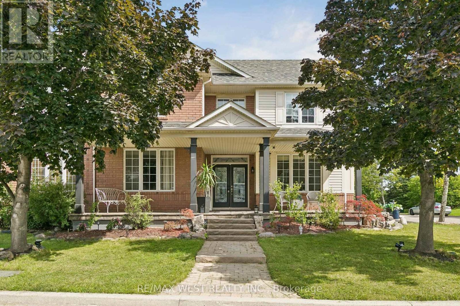 737 TURRELL CRESCENT