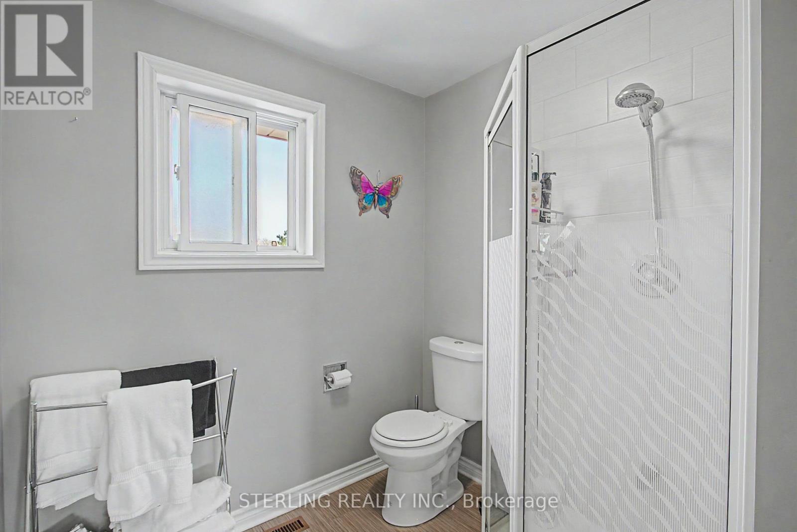 72 Sunforest Drive Property Photo 29