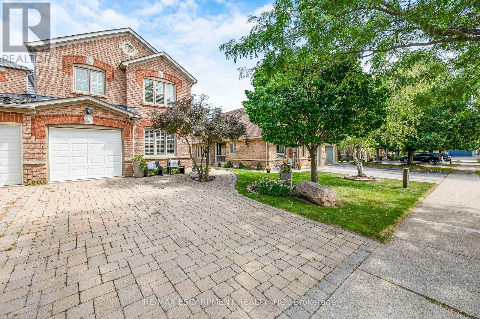 4013 Jarvis Crescent Property Photo 1