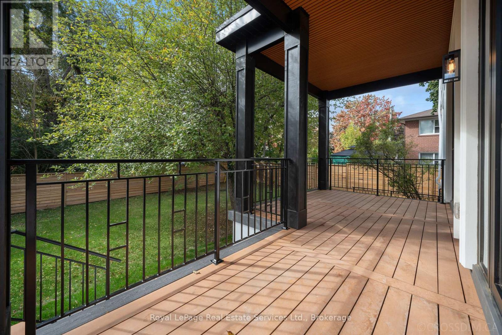 480 Scarsdale Crescent Property Photo 44