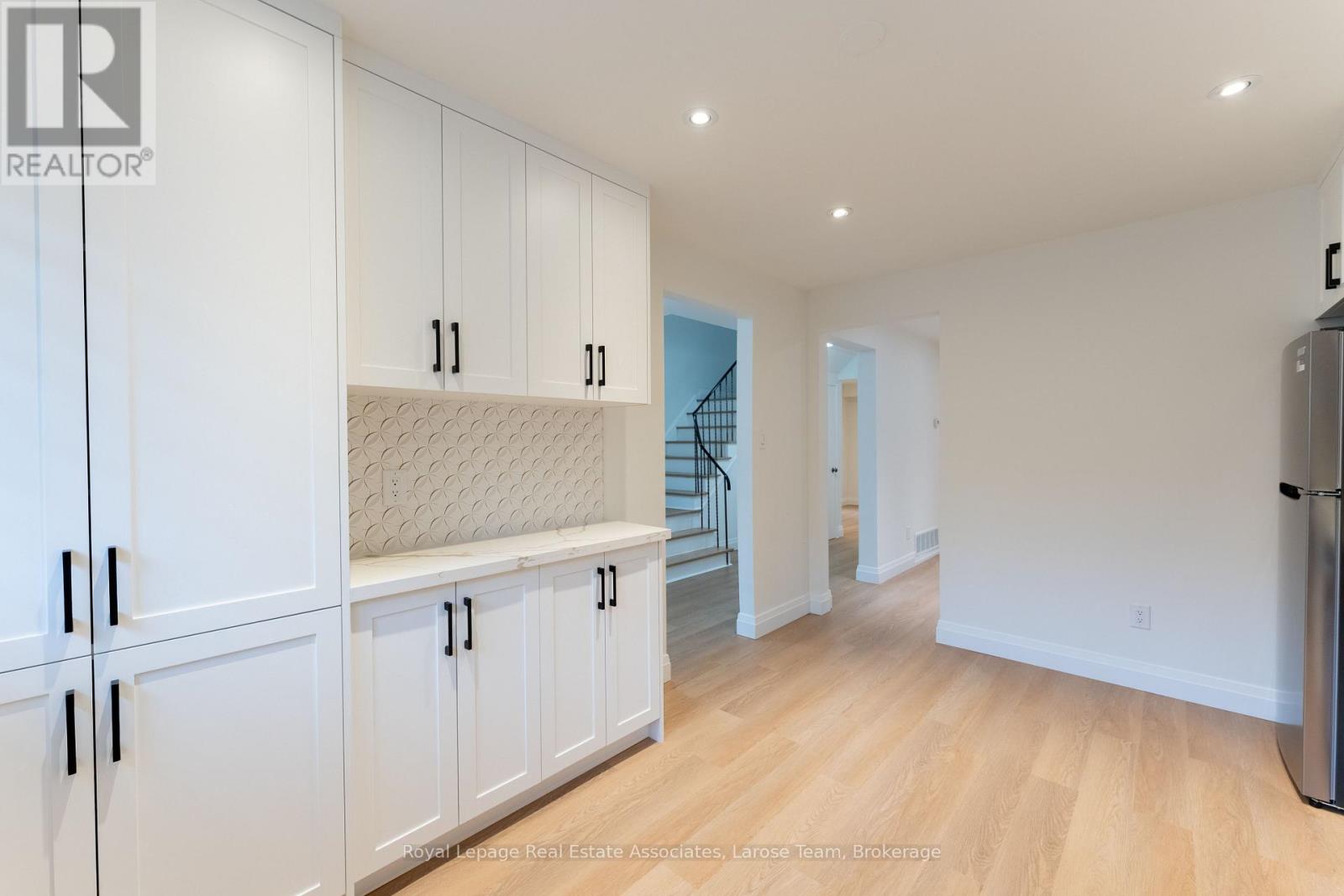 58 Silver Shadow Path Property Photo 5