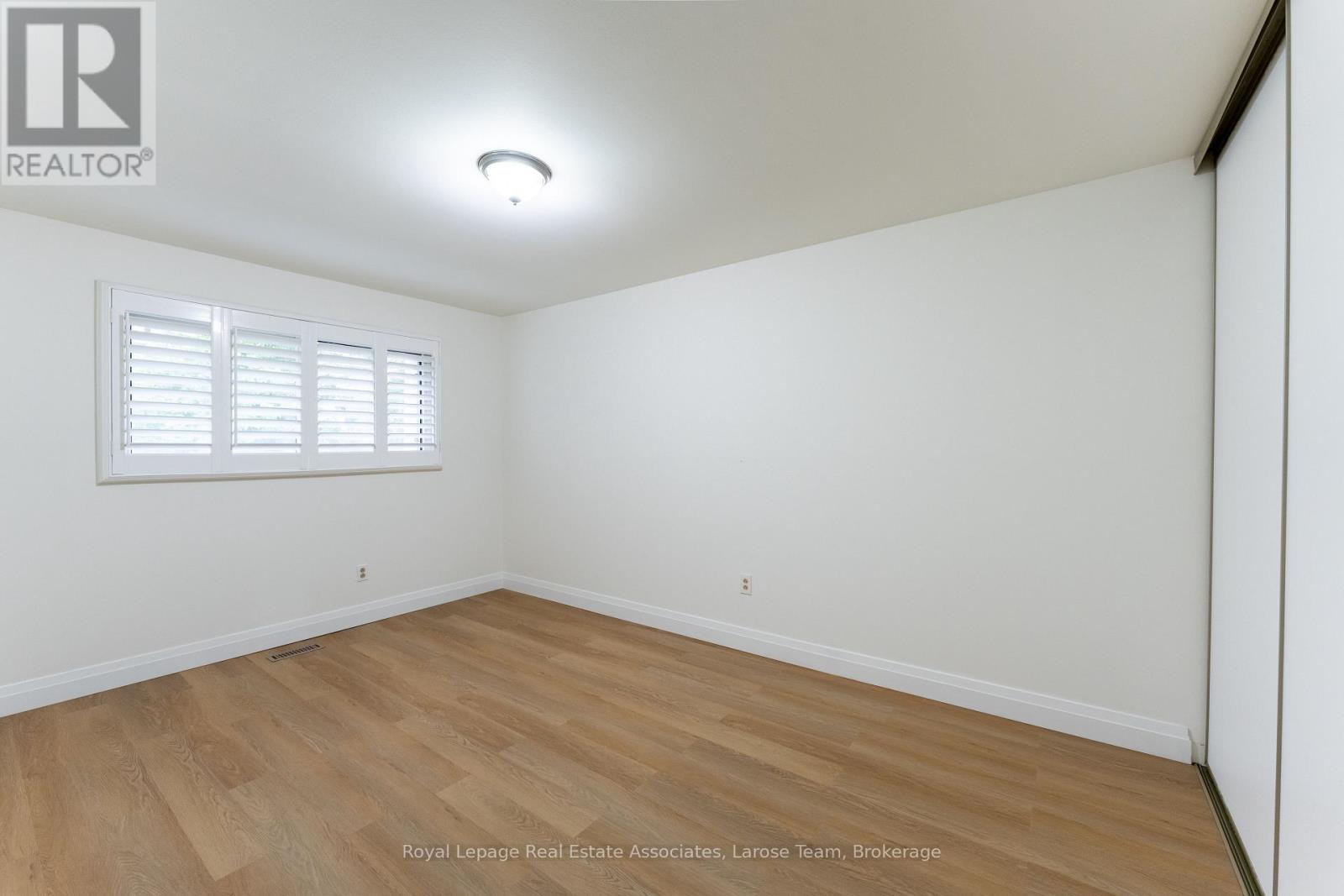 58 Silver Shadow Path Property Photo 20
