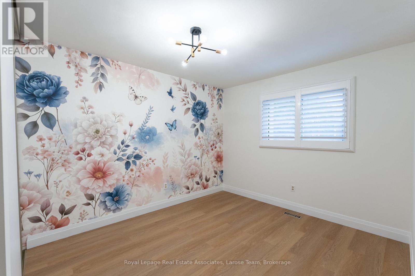 58 Silver Shadow Path Property Photo 22