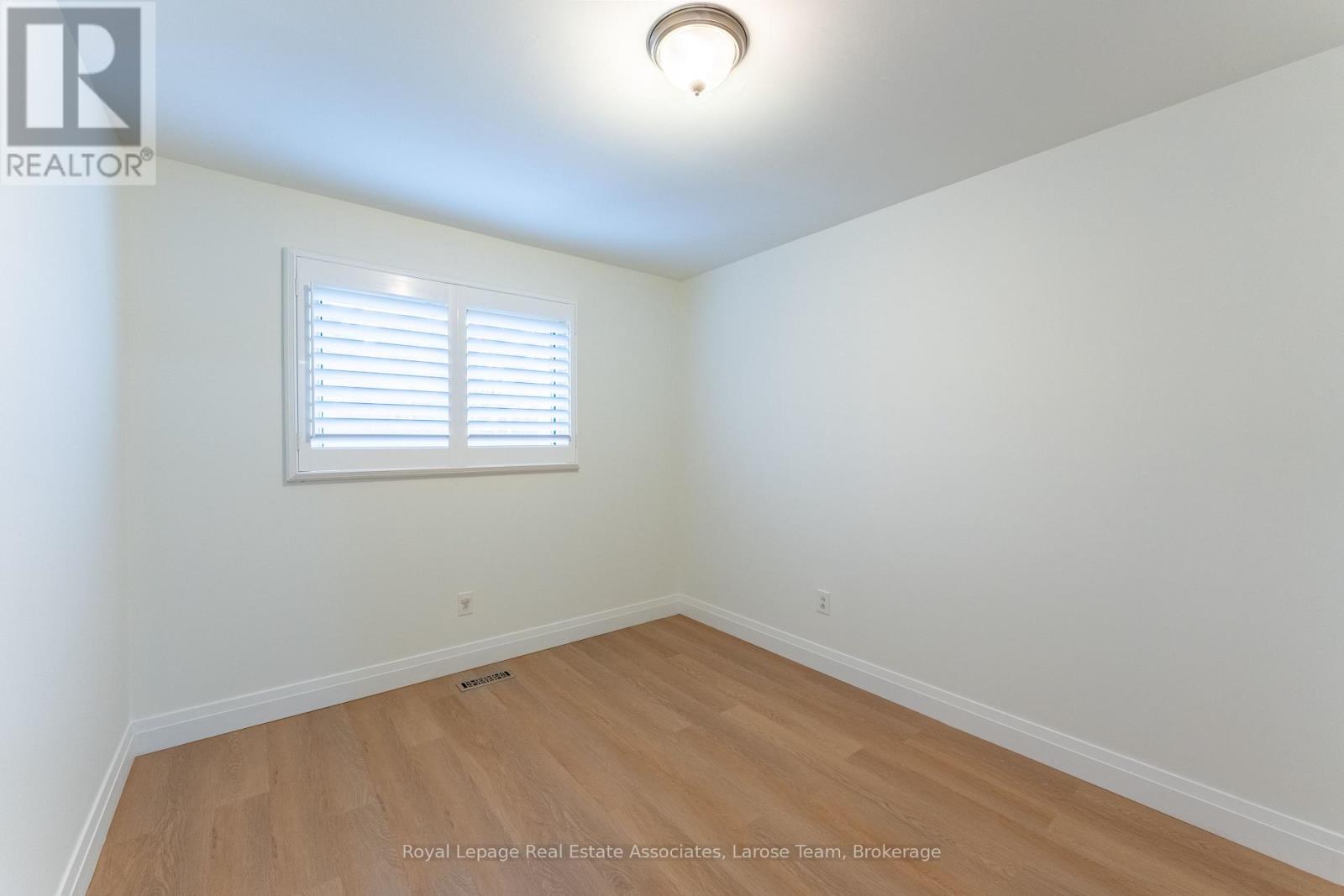 58 Silver Shadow Path Property Photo 25