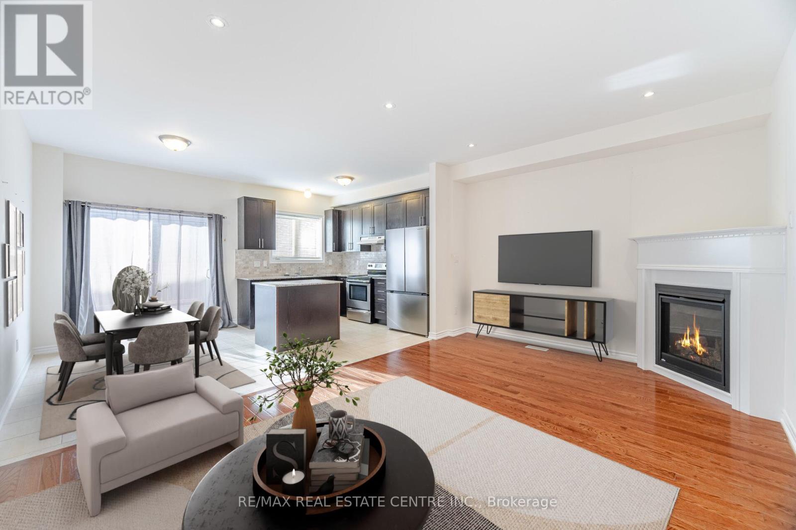 11 Yately Street Property Photo 6
