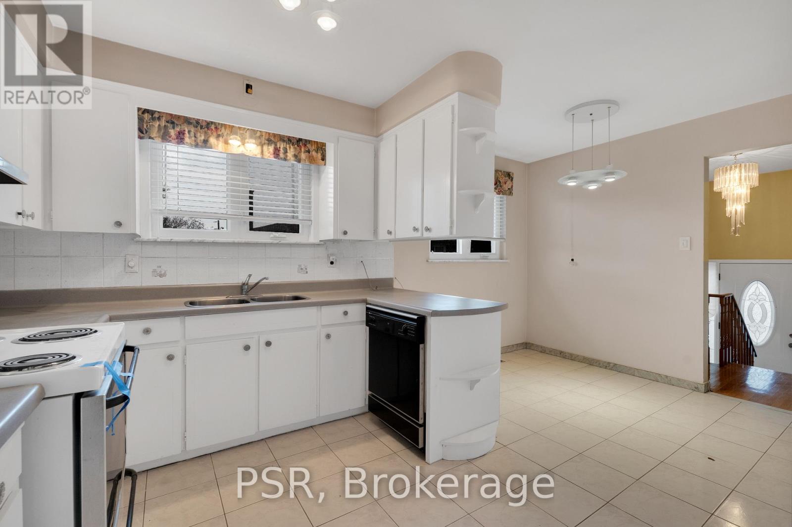 60 Bamford Crescent Property Photo 12