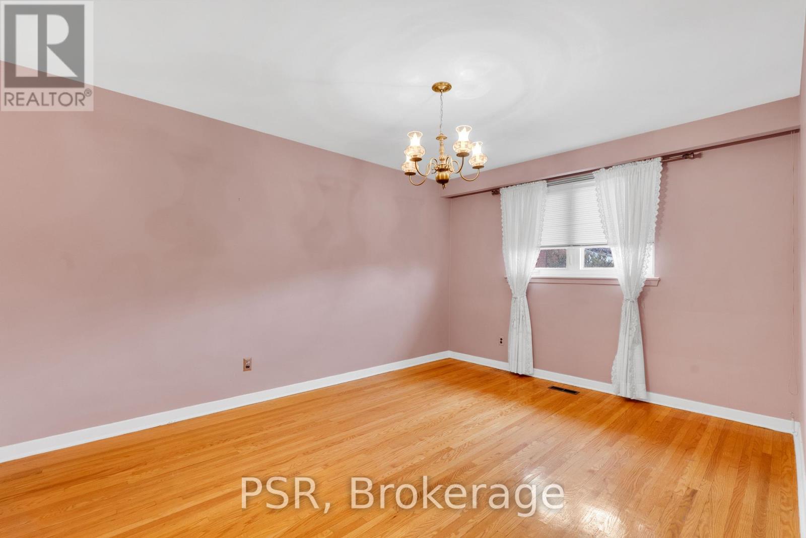 60 Bamford Crescent Property Photo 18