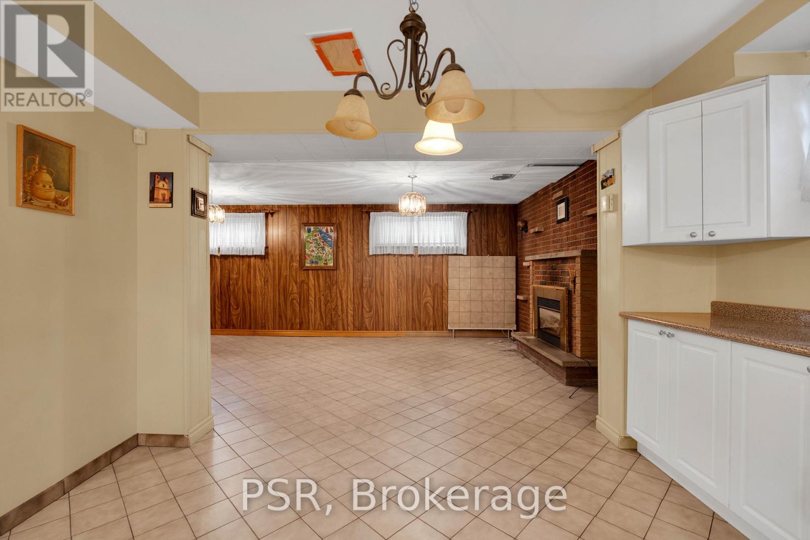 60 Bamford Crescent Property Photo 28