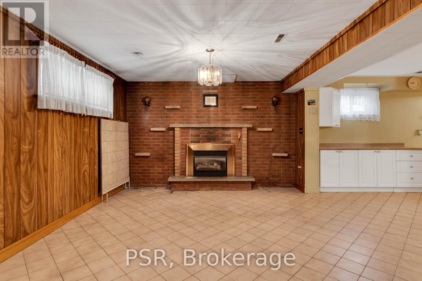 60 Bamford Crescent Property Photo 32