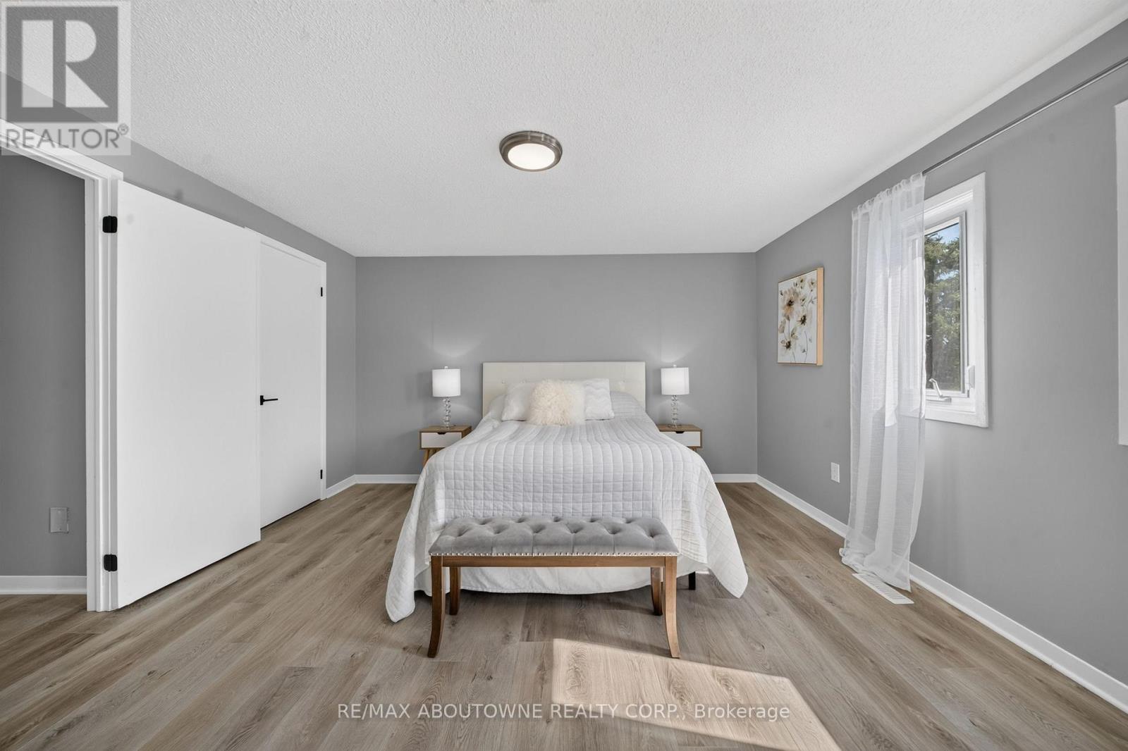 4353 Sawmill Valley Drive Property Photo 30