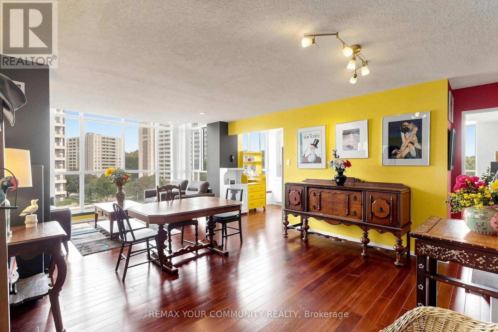 844 - 24 Southport Street Property Photo 3