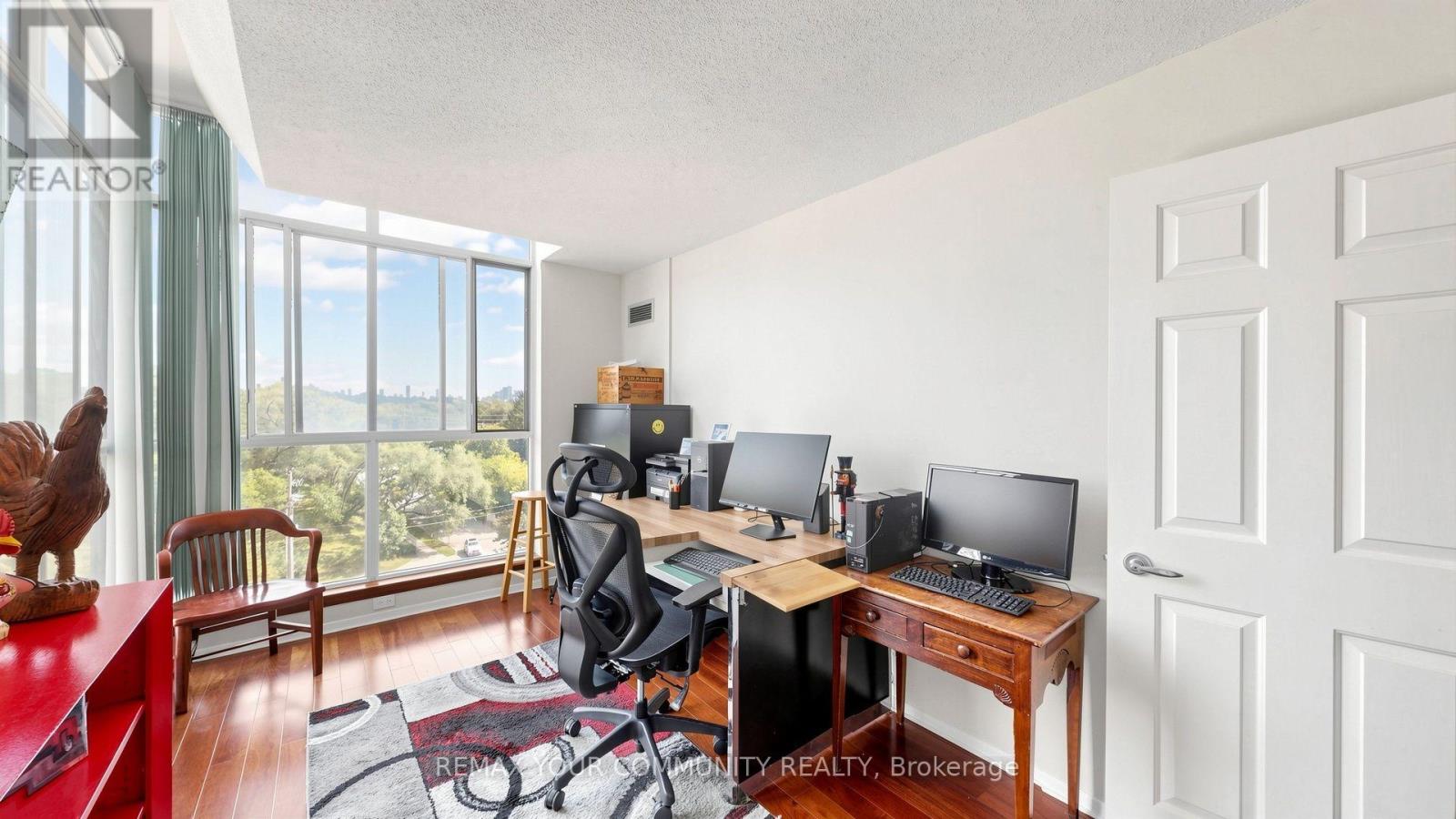 844 - 24 Southport Street Property Photo 14