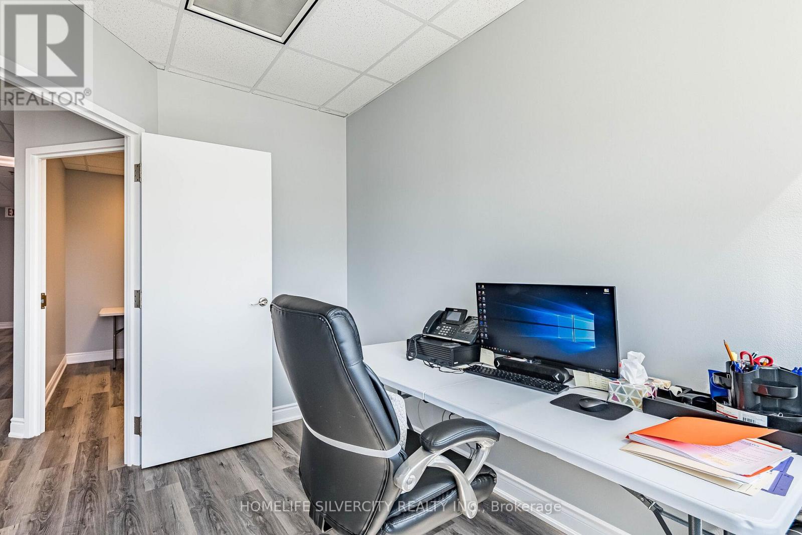 304 - 2250 Bovaird Drive E Property Photo 22