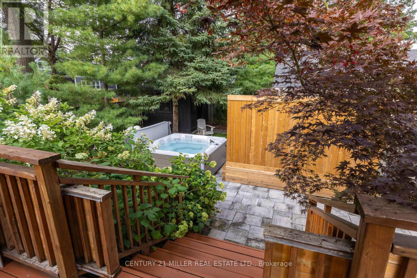 433 Allan Street Property Photo 29