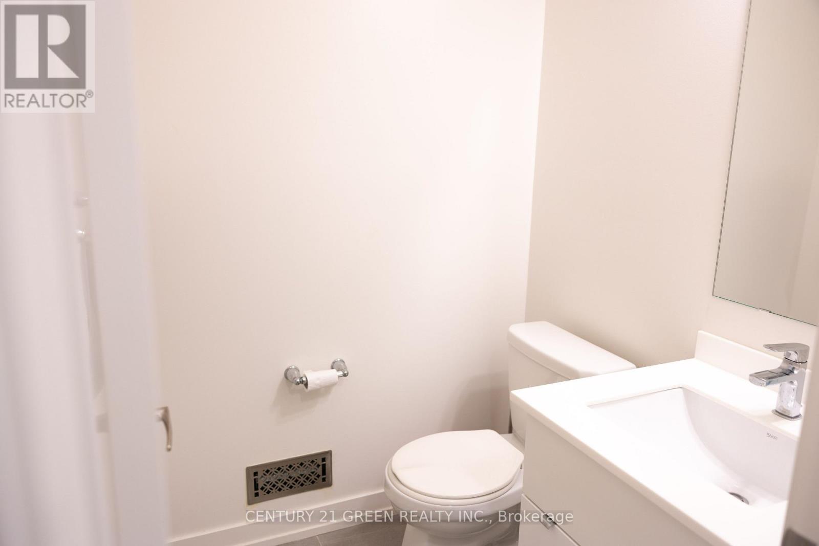 206 Huguenot Road Property Photo 13