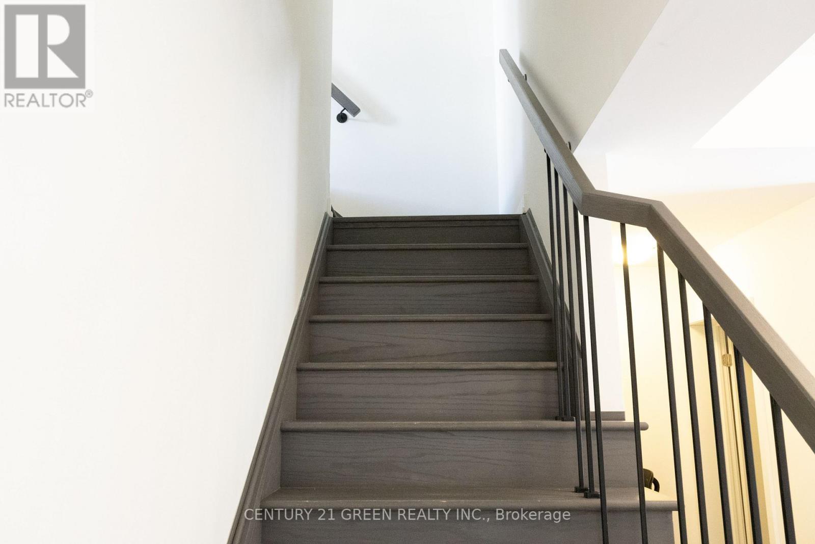 206 Huguenot Road Property Photo 14