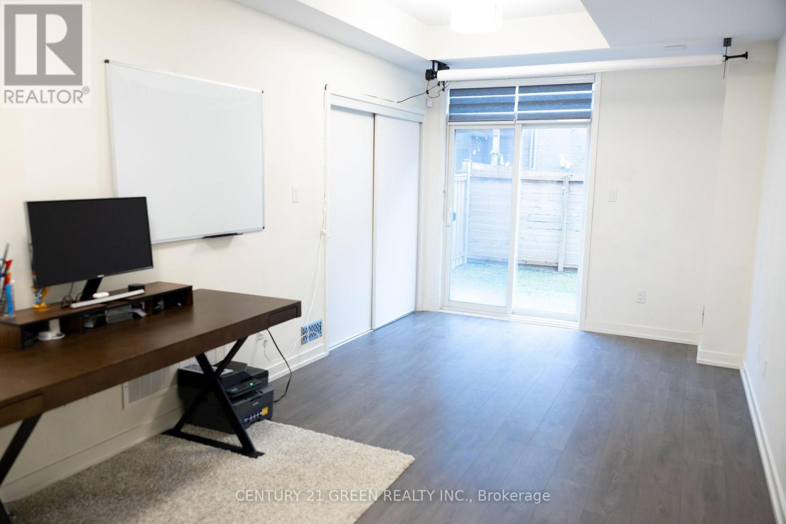 206 Huguenot Road Property Photo 15