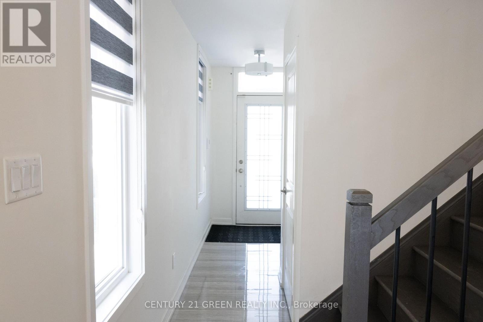 206 Huguenot Road Property Photo 16