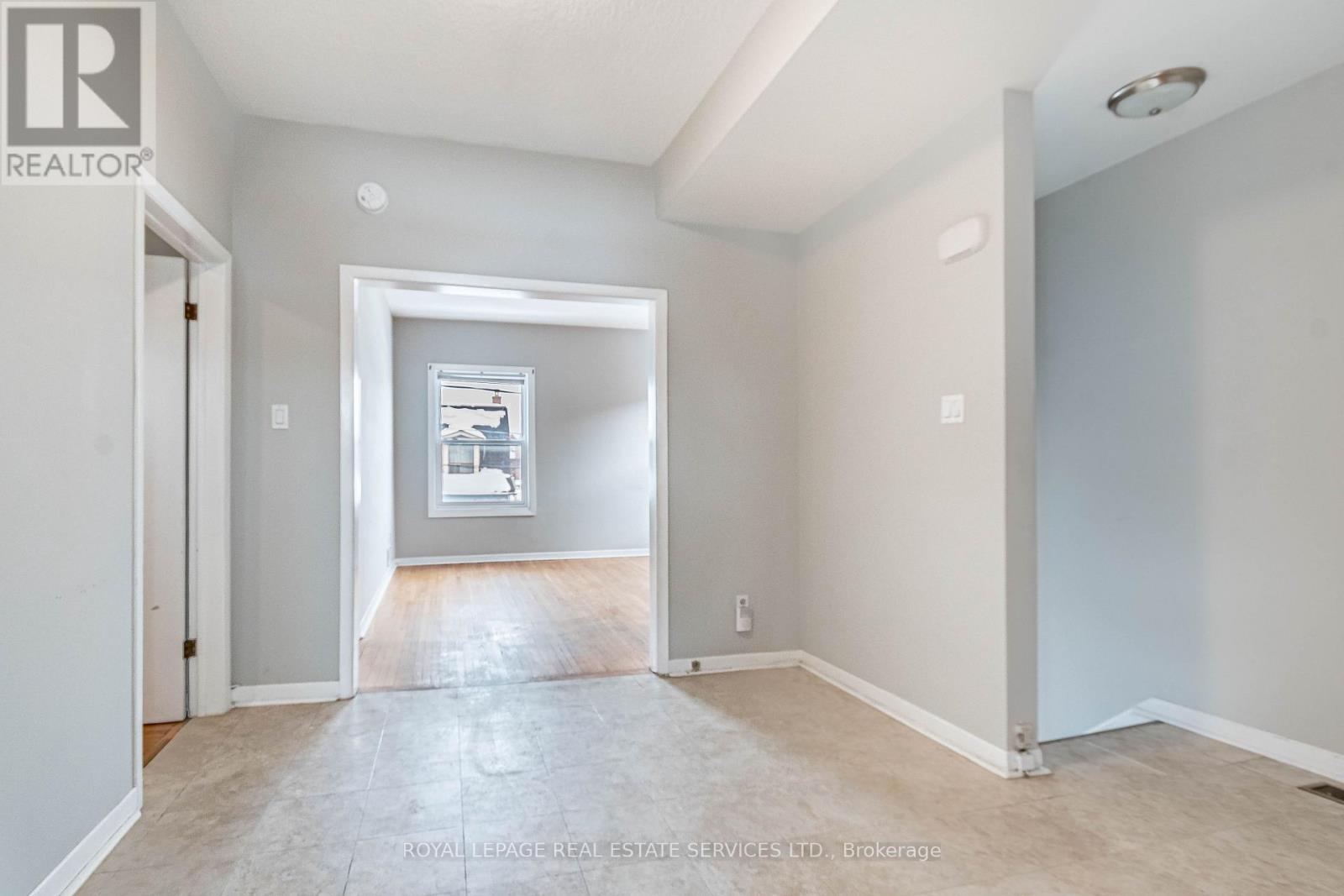 740 Lansdowne Avenue Property Photo 8